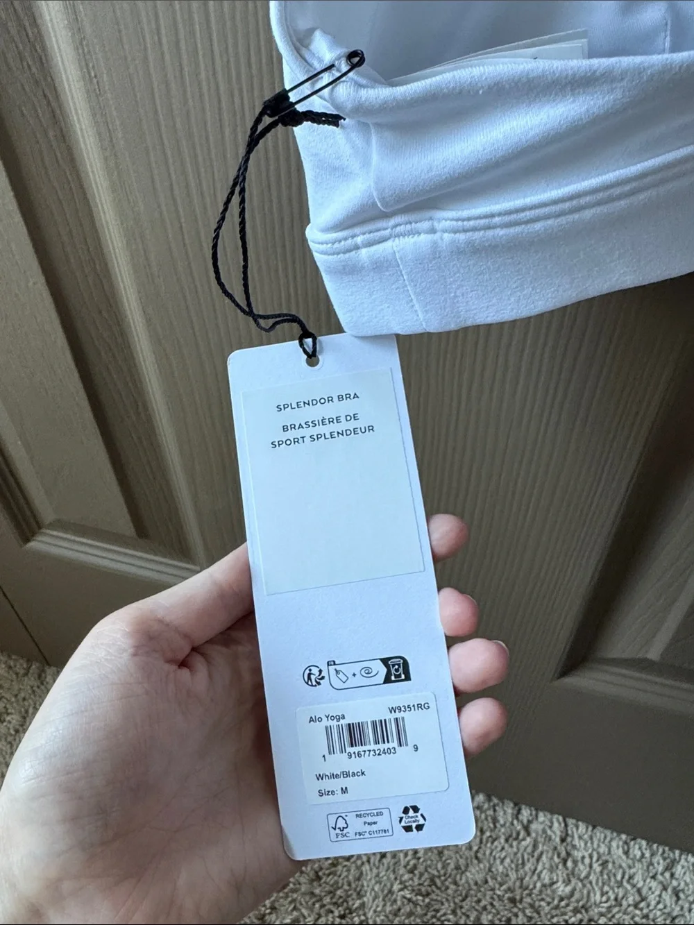 ALO Yoga new tag